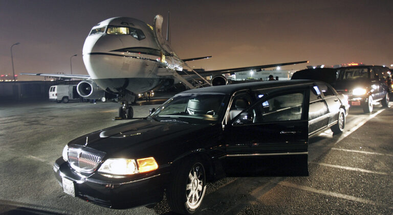 Experience Luxury and Convenience with DTW Limo Service