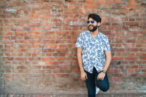 Men’s Modern Fashion How To Wear Loud Shirts & Prints