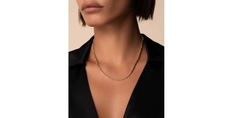 Embracing Quiet Luxury: Elevate Your Office Wardrobe with Style and Comfort