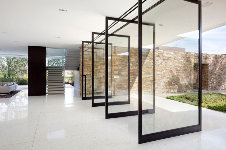 Comparing Aluminium and Toughened Glass Shopfronts